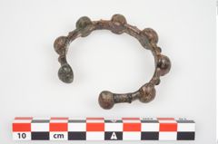 Foto von Bronzebuckelarmreif (NHMW-PRAE-026329)